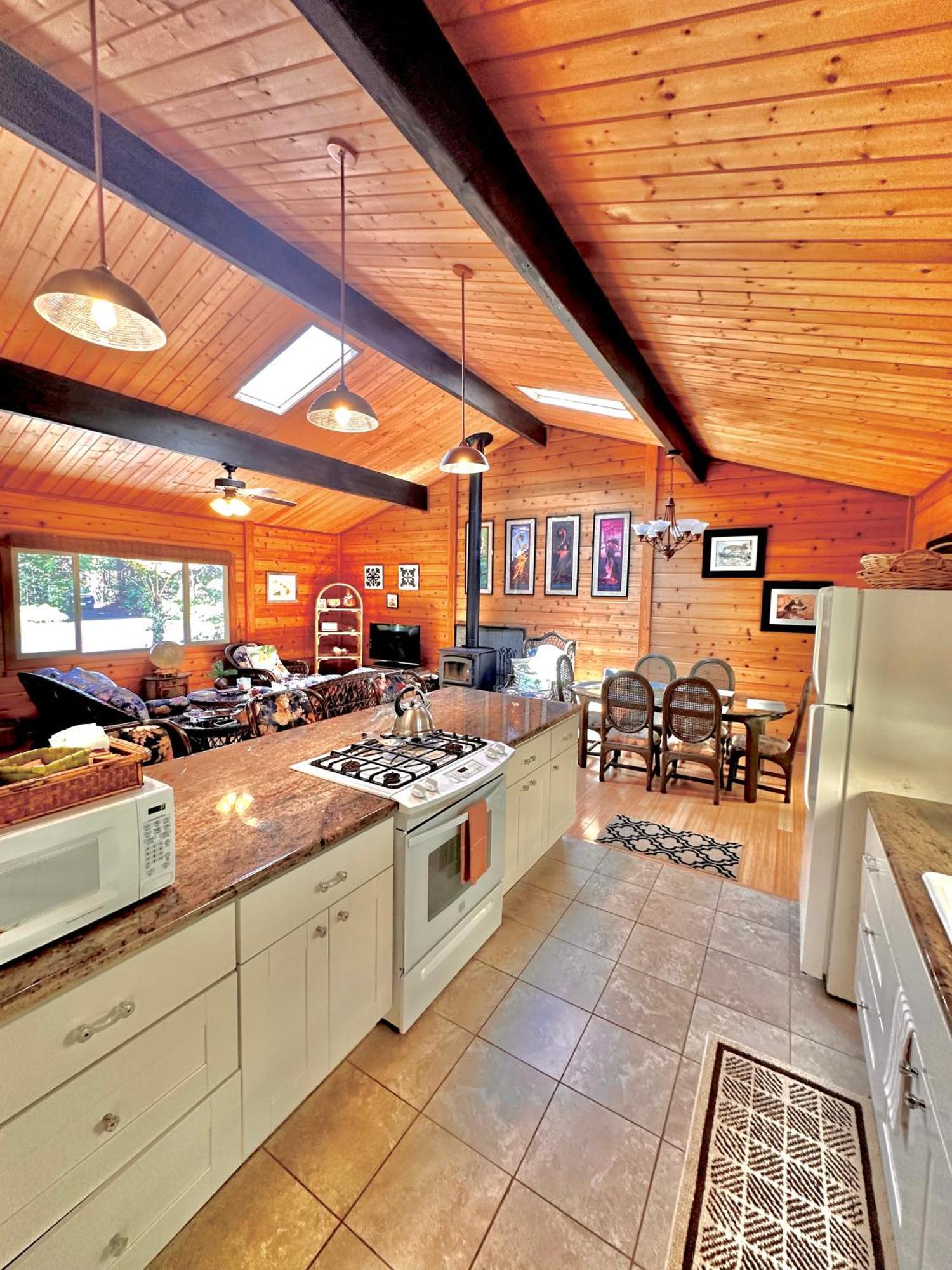 Volcano Hideaway Cabin As Seen On Hgtv Экстерьер фото